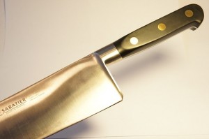 Прочные и долговечные кухонные ножи японского производства